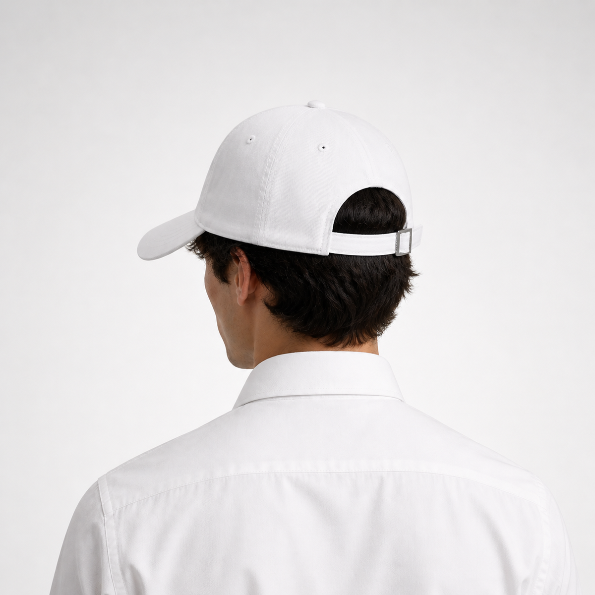 Signature Proper Cap — Blanc — back view worn by a model