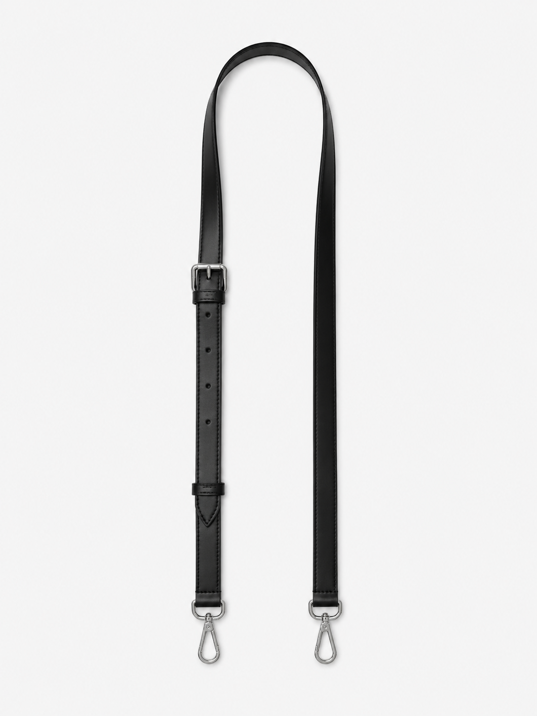 Detachable shoulder strap of The Continental Holdall by The Proper Label.