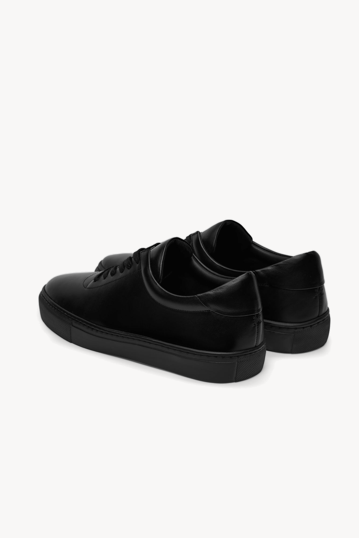 The Proper Sneaker — Black — studio view 03