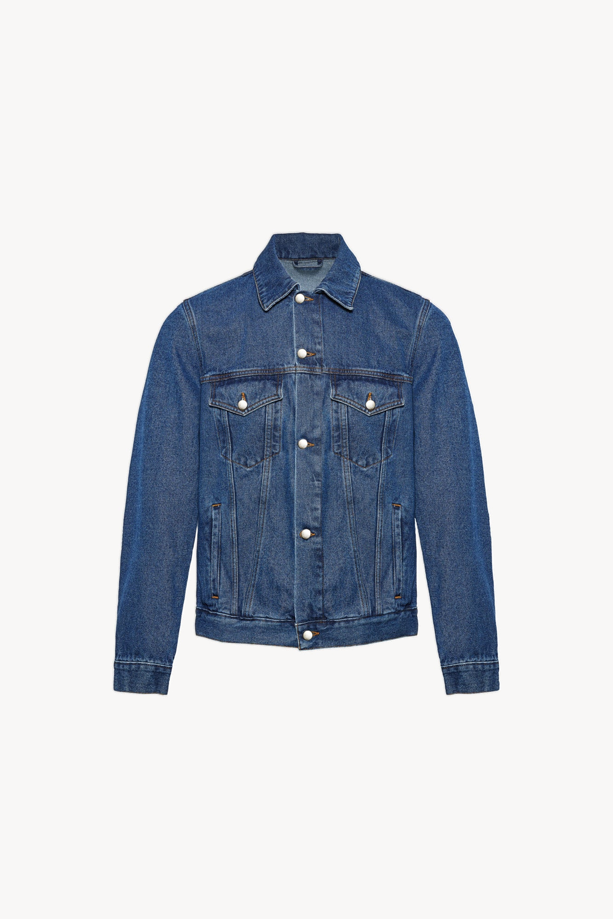 CLOTHES 004 / The Proper Essentials / 2023