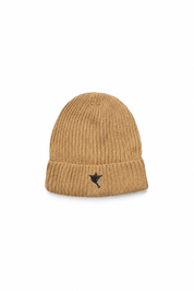 Dove beanie — beige — single product view on the Maison studio background.