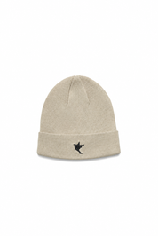 Dove beanie — cream — single product view on the Maison studio background.