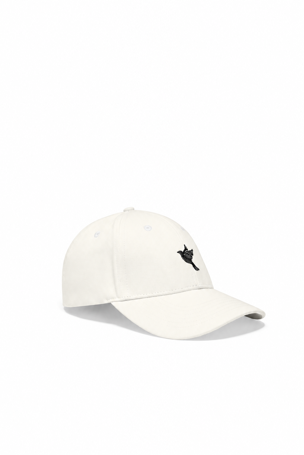 Dove cap — beige — single product view on the Maison studio background.