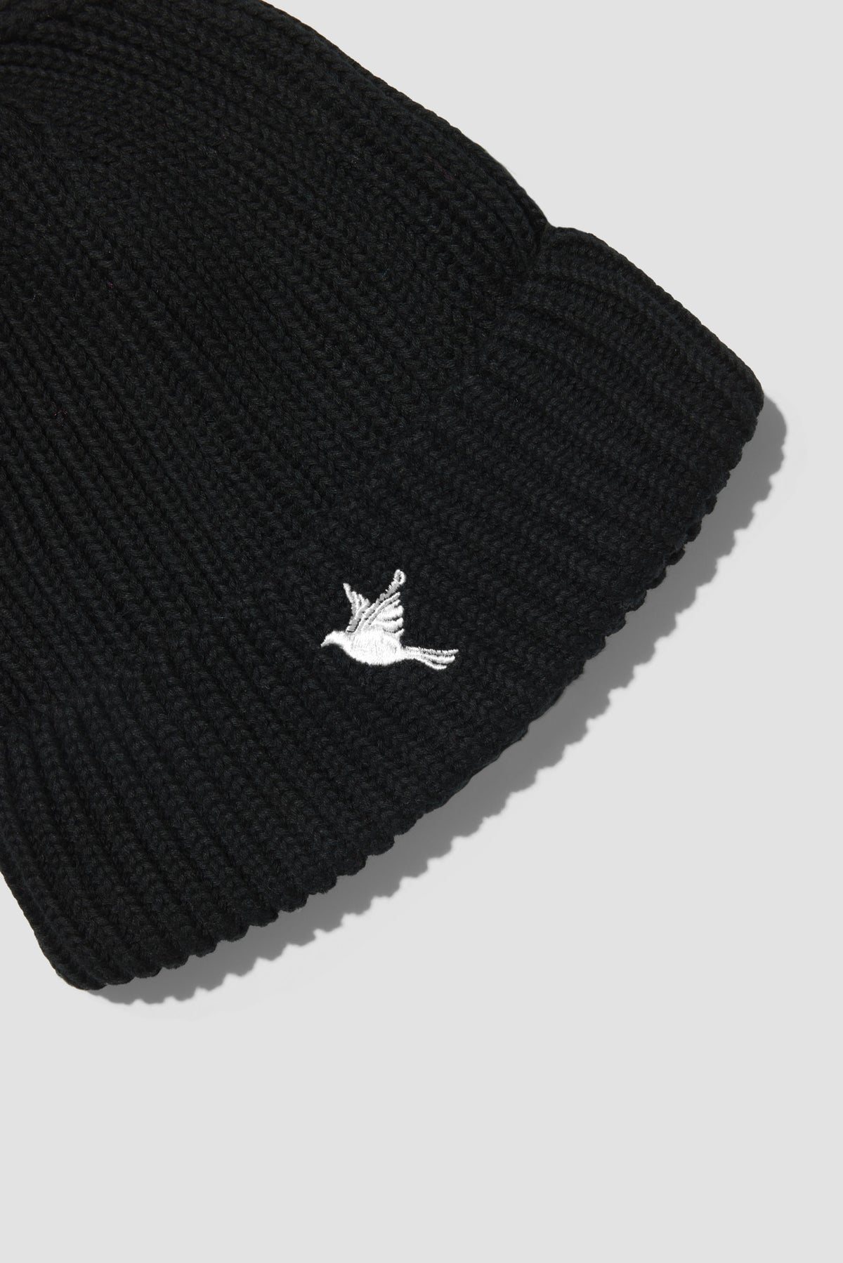 Ribbed Dove beanie — black — 2