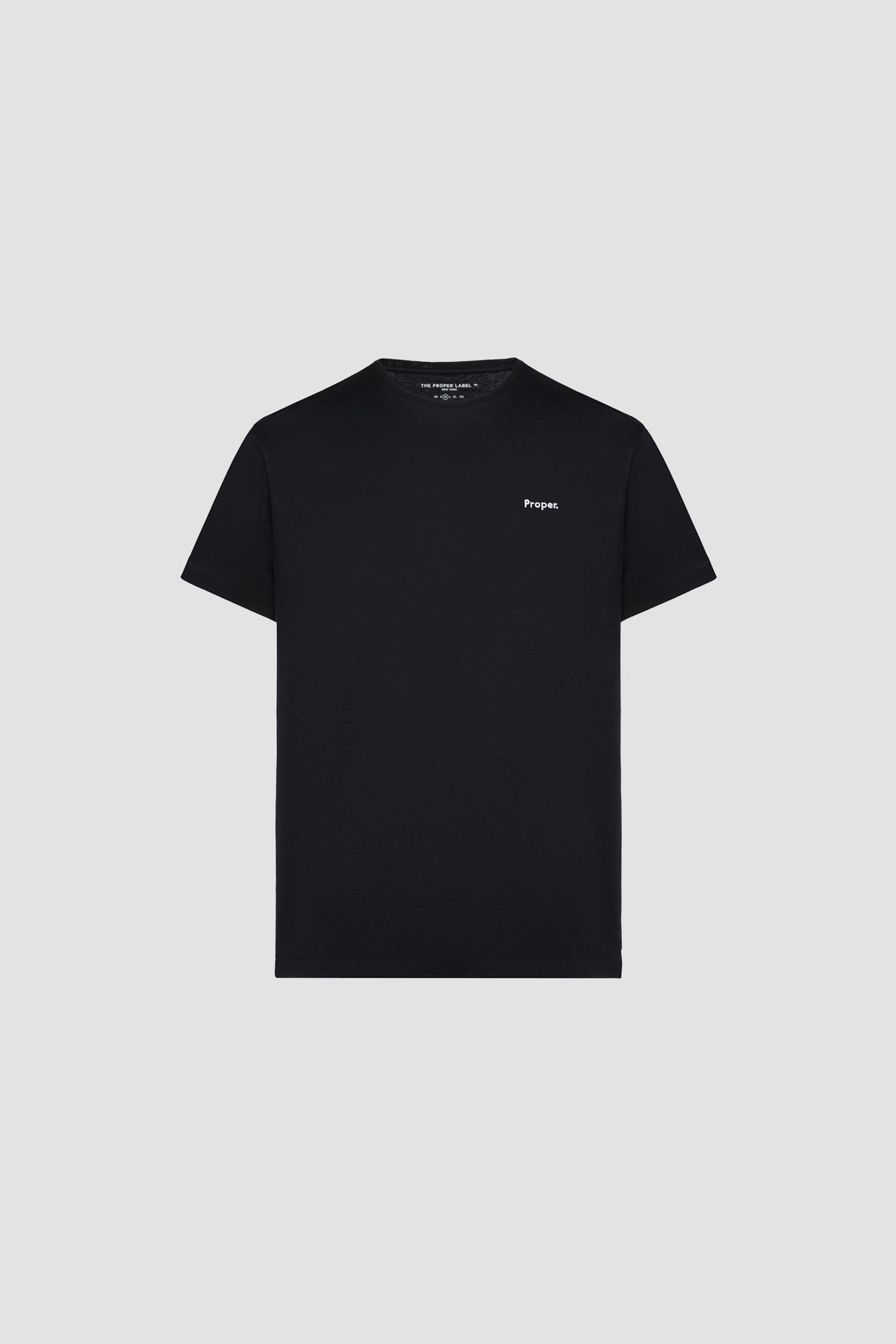 Essential T-shirt — black — 1