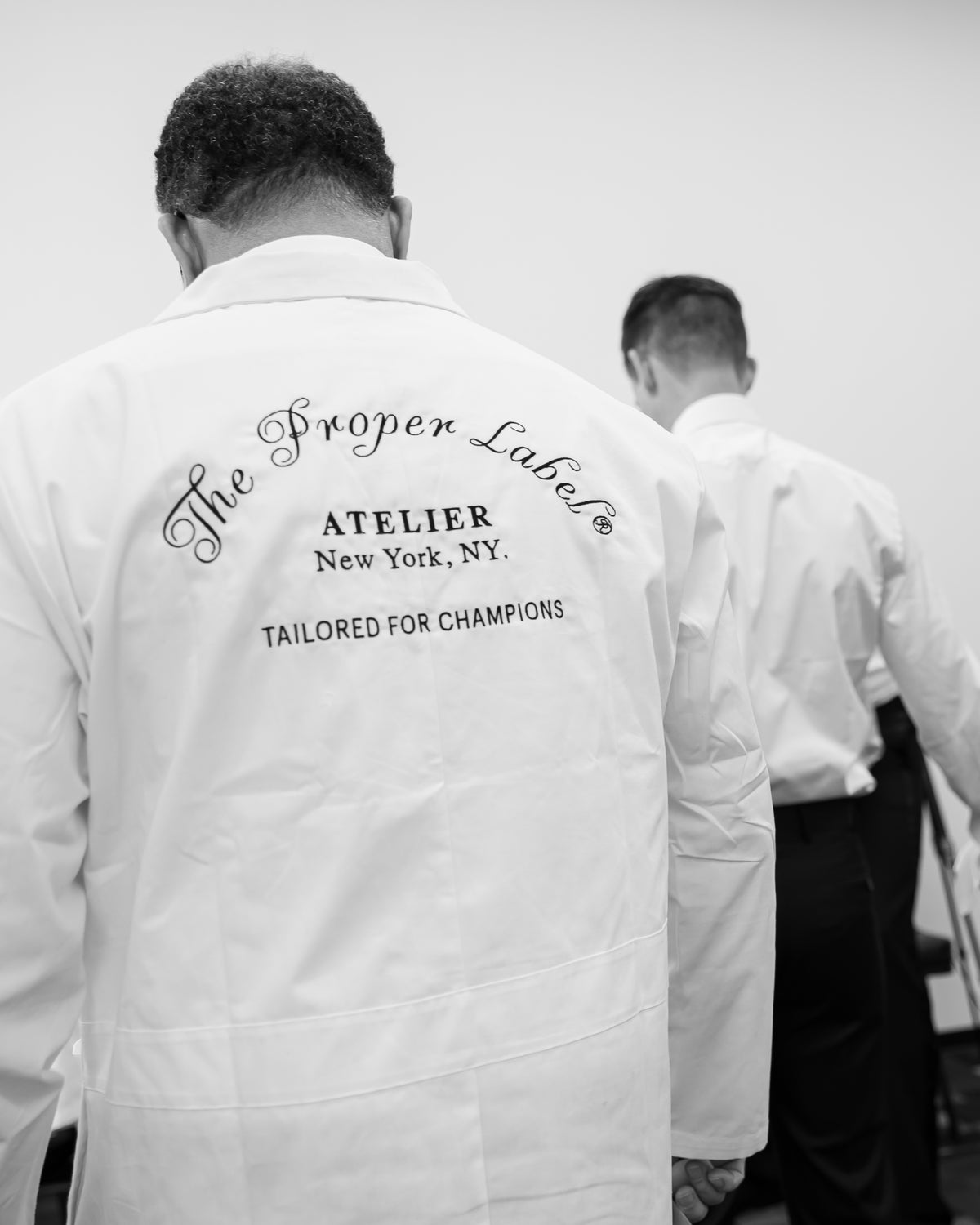 Manteau de l’atelier The Proper Label pendant les essayages de D.C. United.